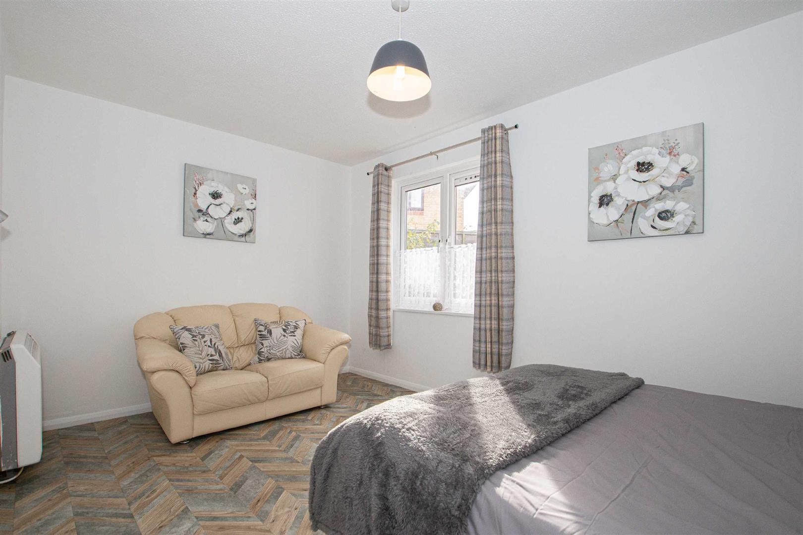 Pomander Crescent, Walnut Tree, Milton Keynes